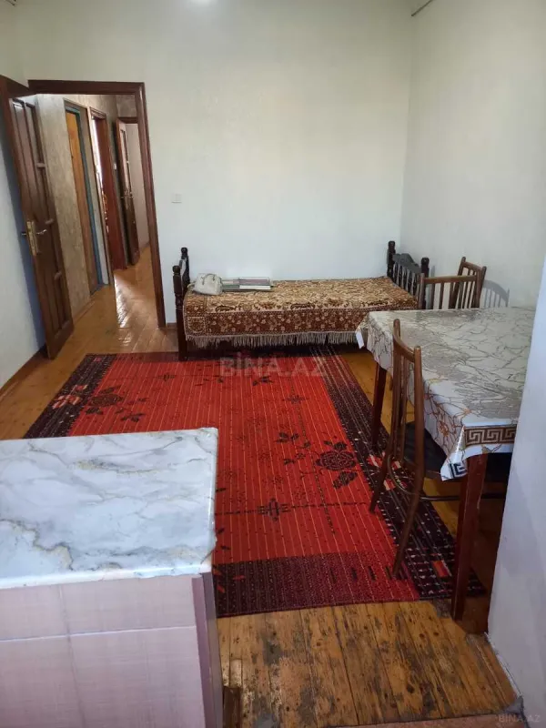 Satılır 3 otaqlı mənzil 60 m²