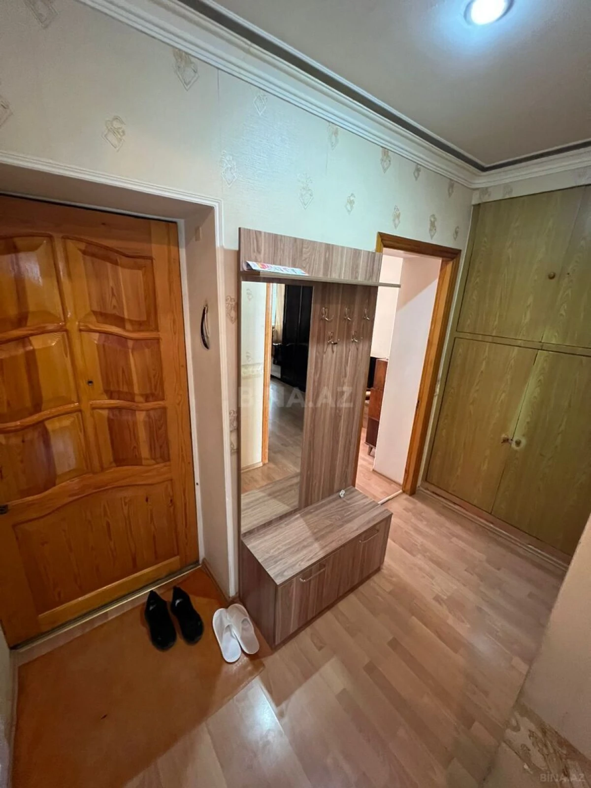 Kirayə verilir 2 otaqlı mənzil 67 m²