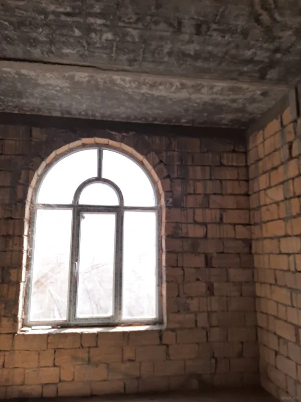 Satılır 10 otaqlı həyət evi 436 m²