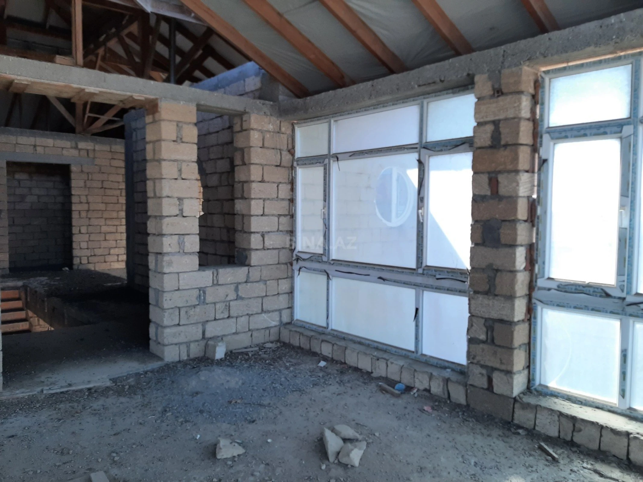 Satılır 10 otaqlı həyət evi 436 m²