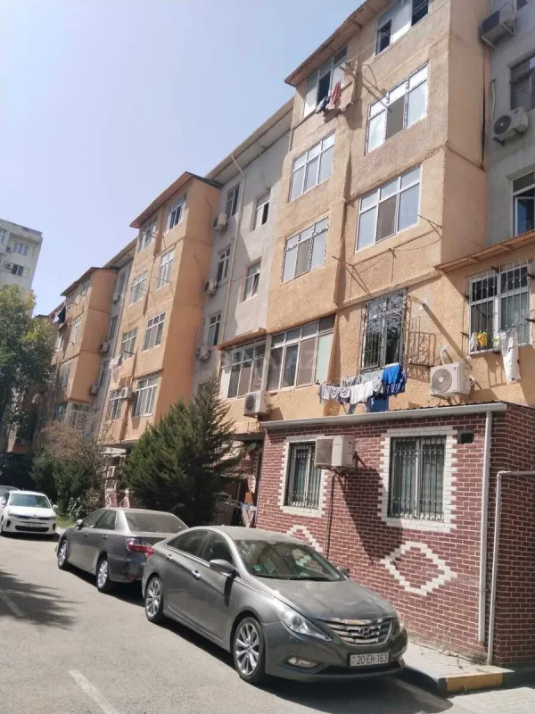 Satılır 2 otaqlı mənzil 45 m²