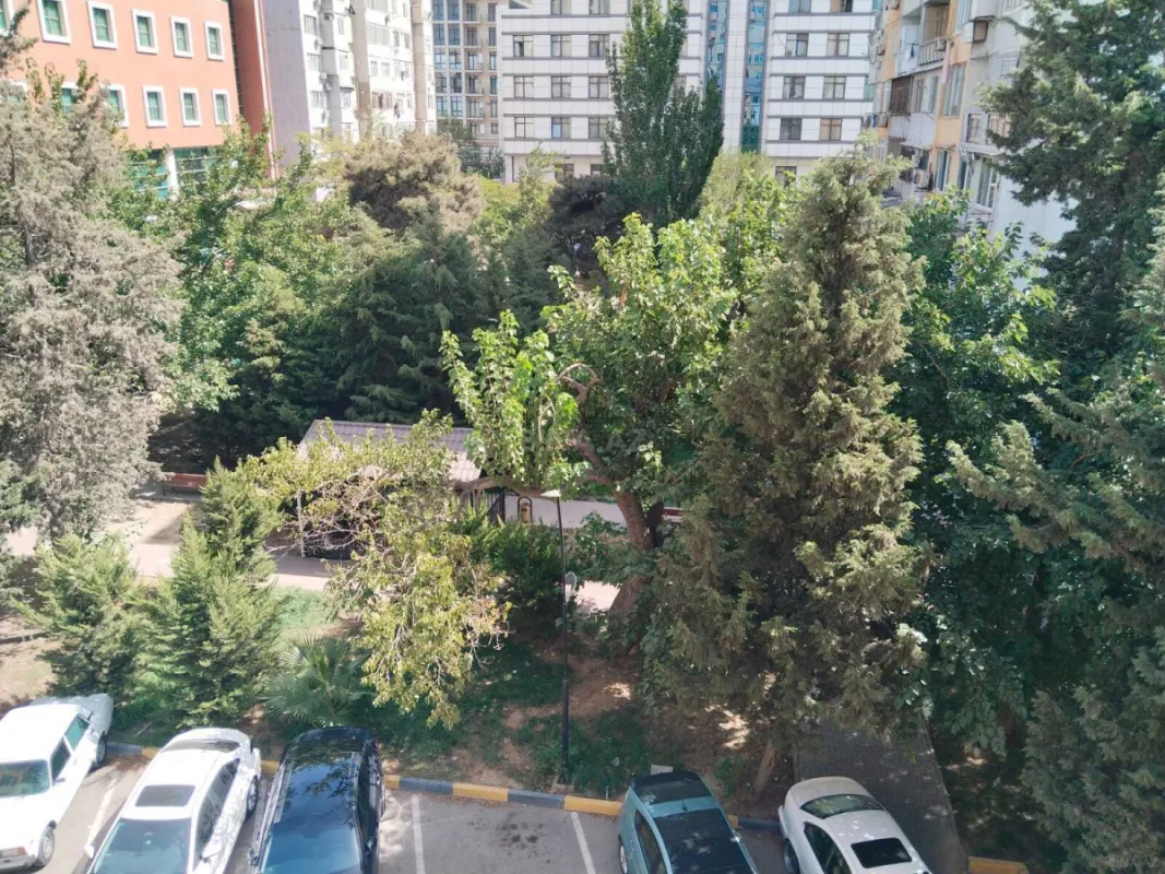 Satılır 2 otaqlı mənzil 45 m²