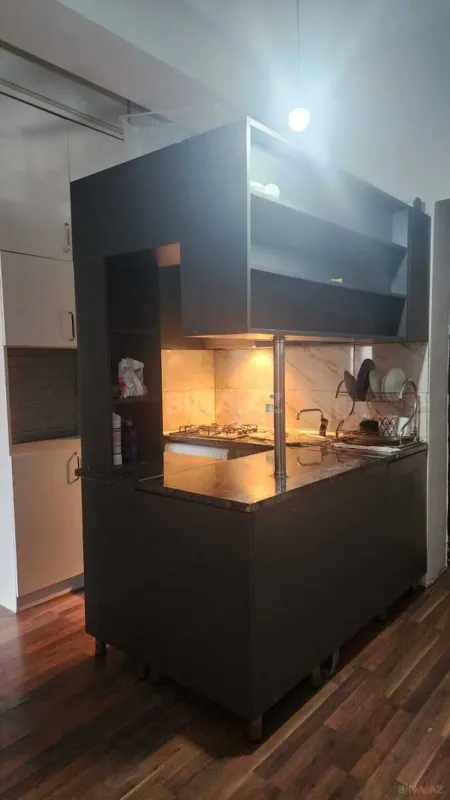 Kirayə verilir 2 otaqlı mənzil 85 m²