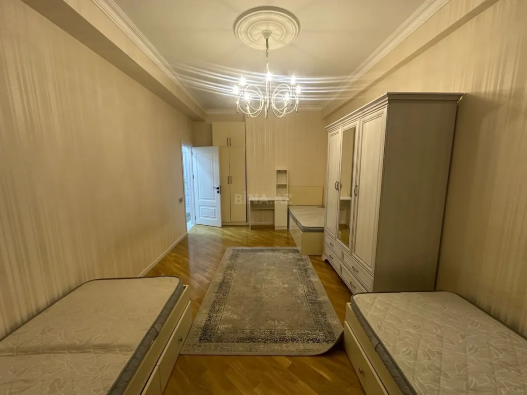 Kirayə verilir 3 otaqlı mənzil 110 m²