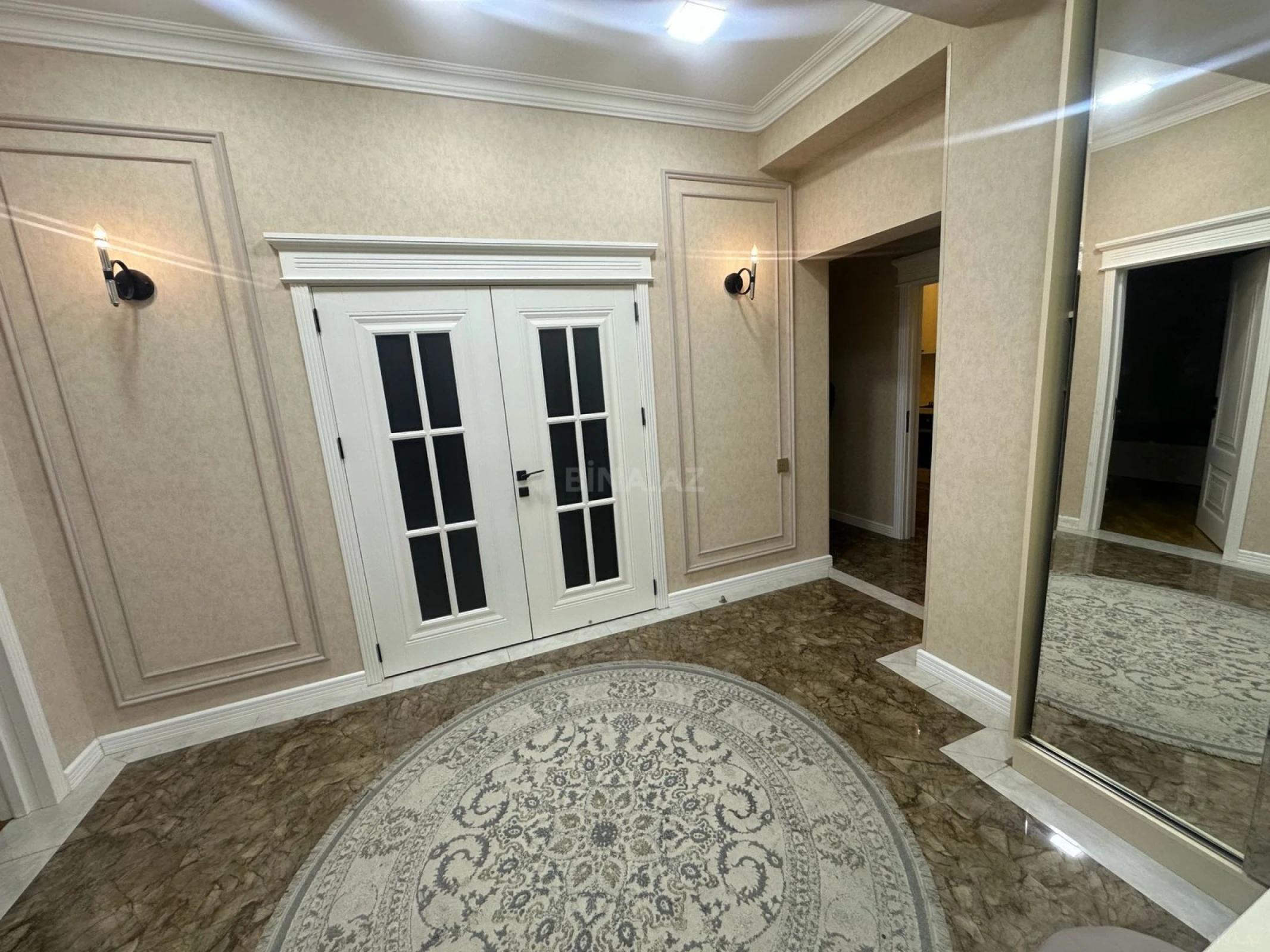 Kirayə verilir 3 otaqlı mənzil 110 m²