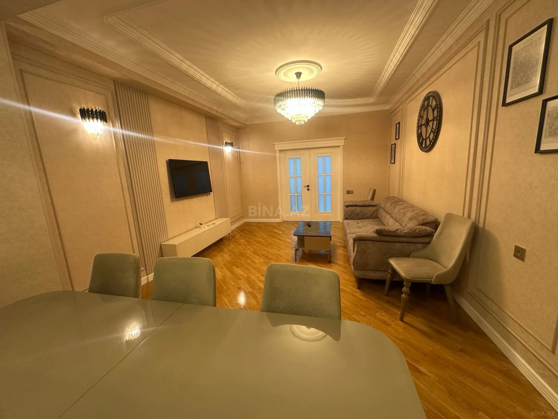 Kirayə verilir 3 otaqlı mənzil 110 m²