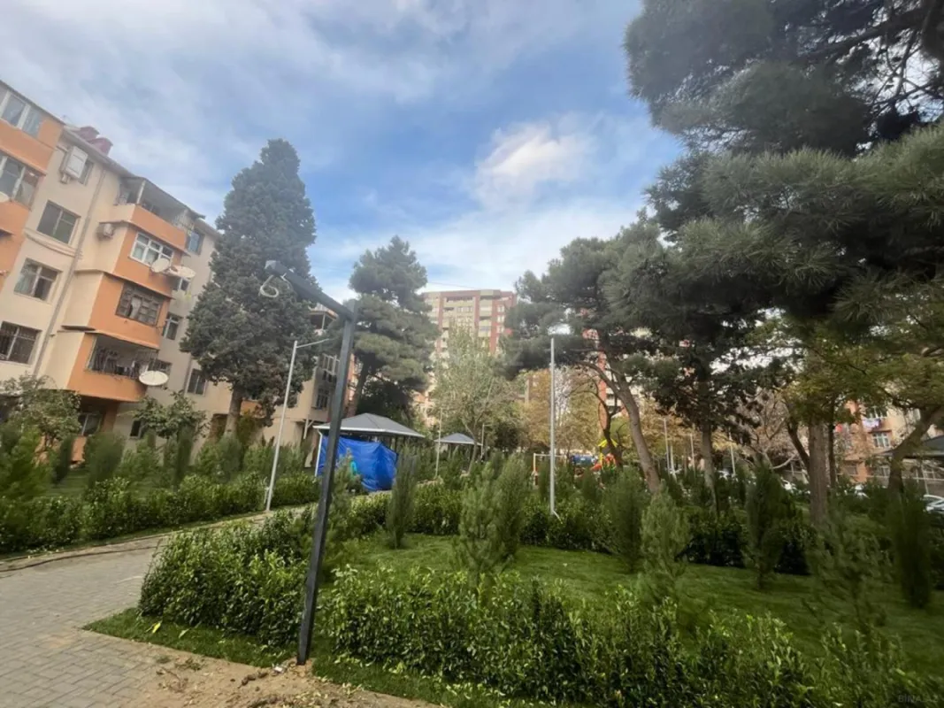 Satılır 2 otaqlı mənzil 45 m²