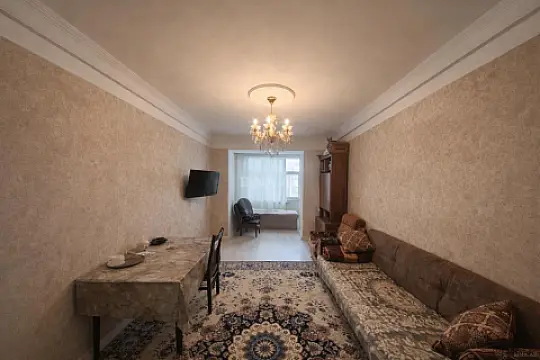 Satılır 2 otaqlı mənzil 45 m²