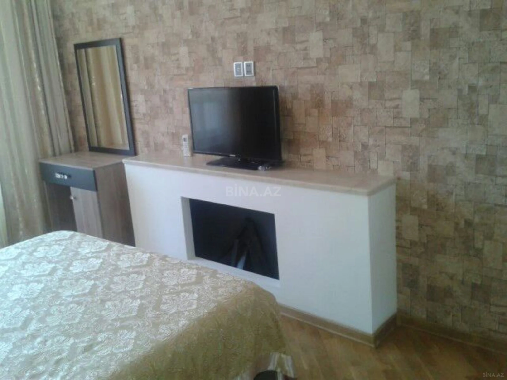 Satılır 2 otaqlı mənzil 72 m²
