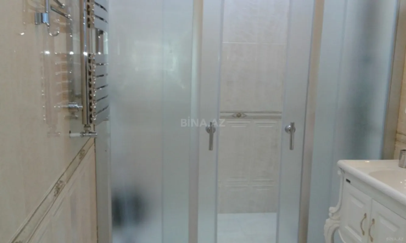 Satılır 2 otaqlı mənzil 72 m²