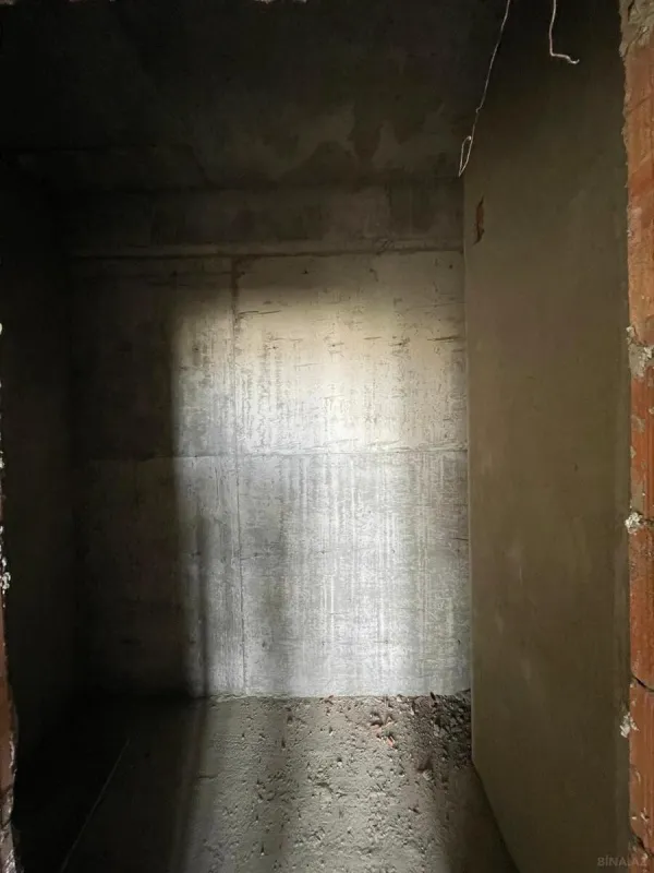 Satılır 2 otaqlı mənzil 65.6 m²