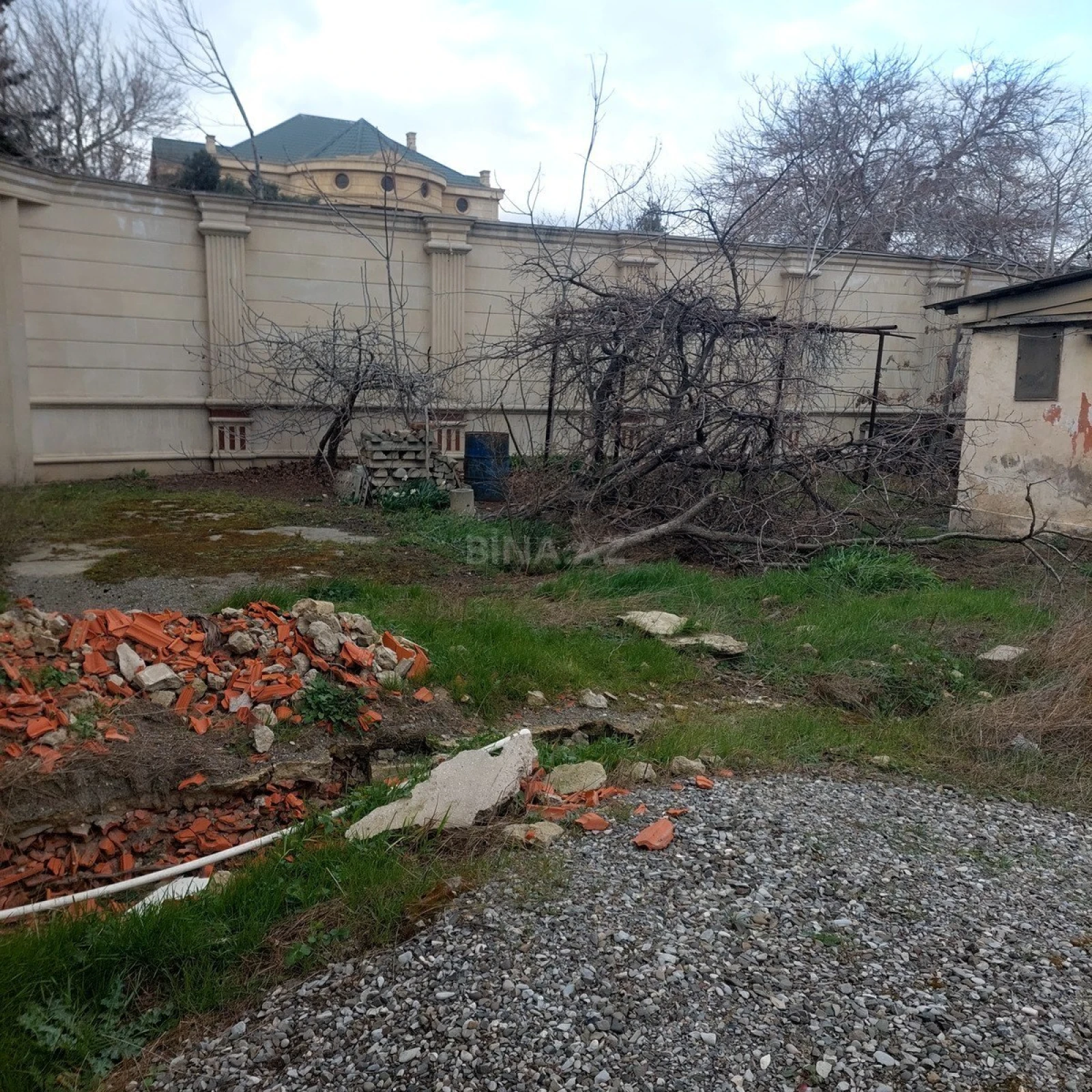 Satılır torpaq sahəsi 6 m²