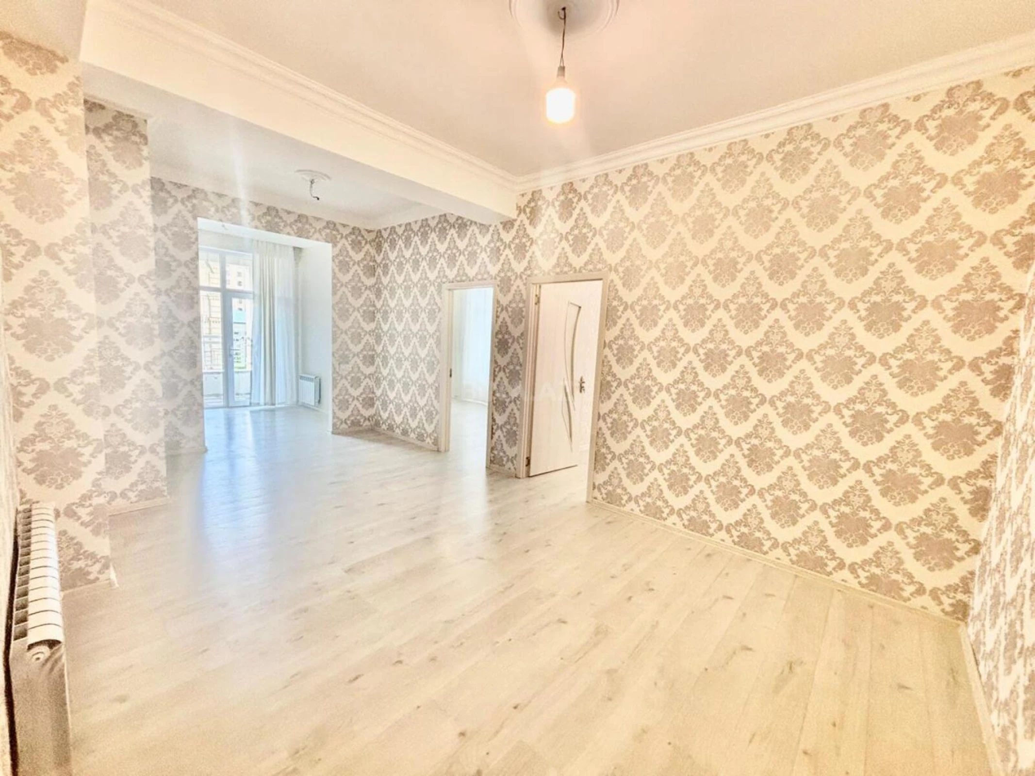 Kirayə verilir 3 otaqlı ofis 90 m²