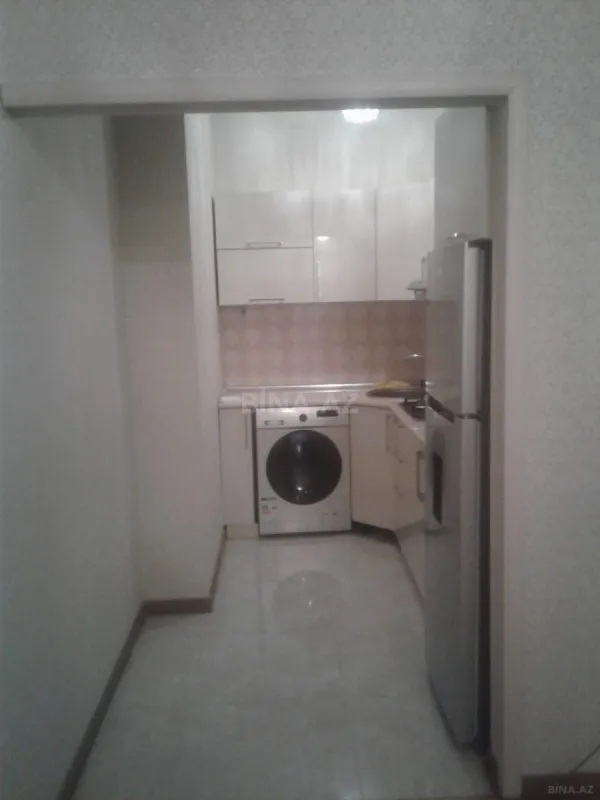 Kirayə verilir 2 otaqlı mənzil 65 m²
