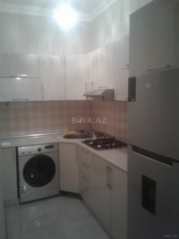 Kirayə verilir 2 otaqlı mənzil 65 m²