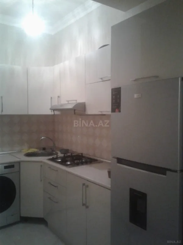 Kirayə verilir 2 otaqlı mənzil 65 m²