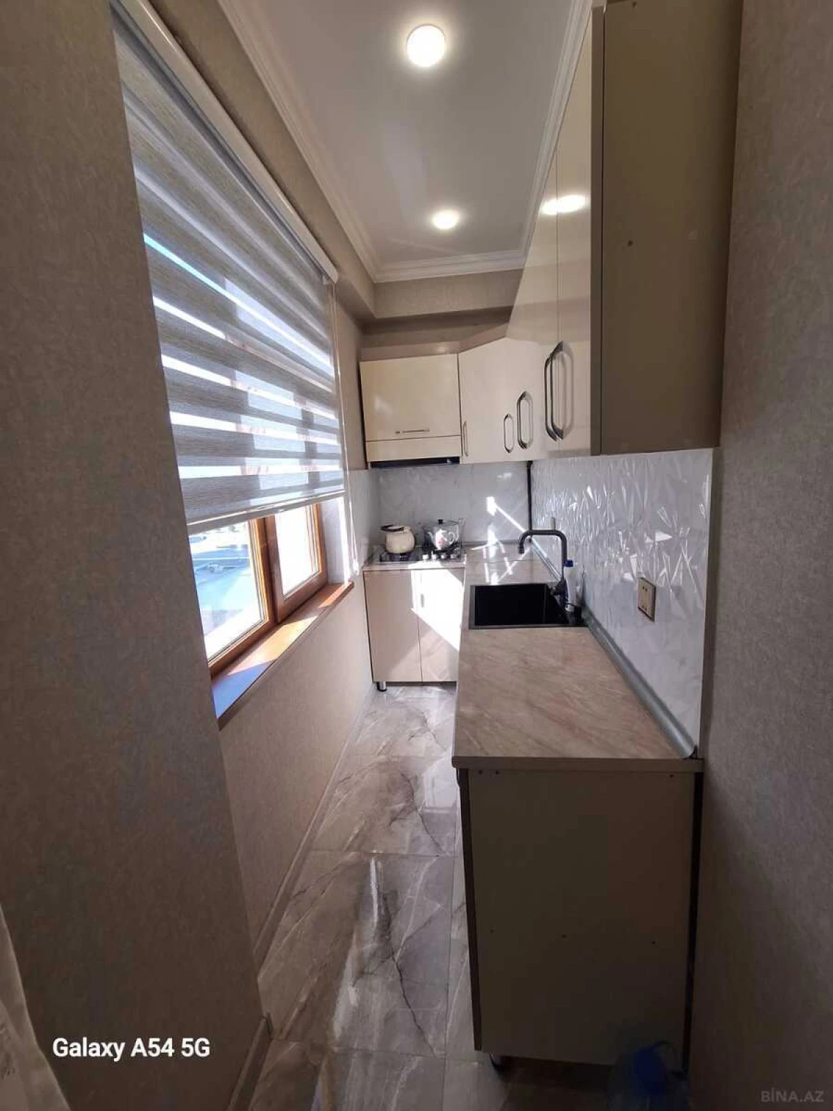 Satılır 3 otaqlı mənzil 71.5 m²