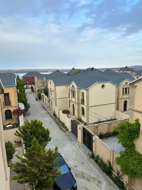 Kirayə verilir 2 otaqlı mənzil 54 m²