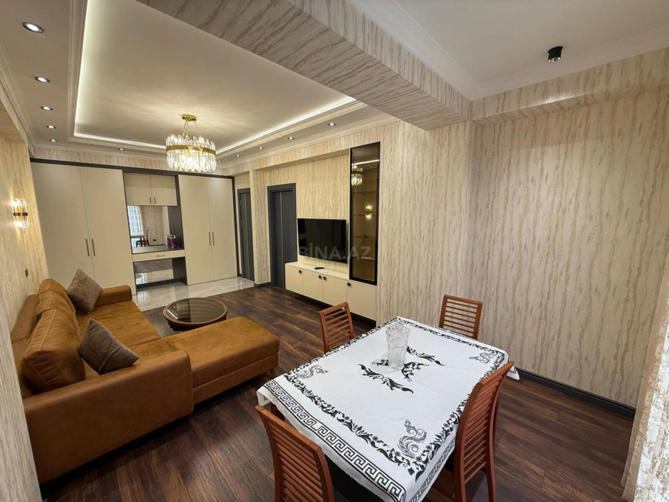 Satılır 2 otaqlı mənzil 75 m²