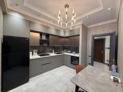 Satılır 2 otaqlı mənzil 75 m²