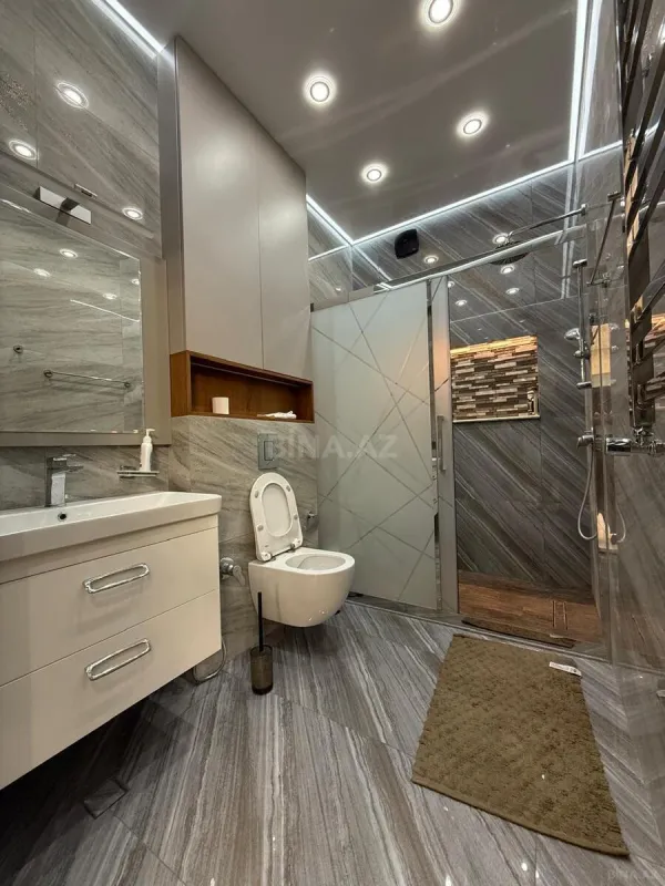 Satılır 2 otaqlı mənzil 75 m²