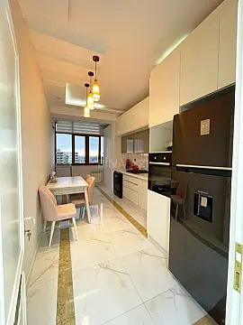 Satılır 2 otaqlı mənzil 110 m²