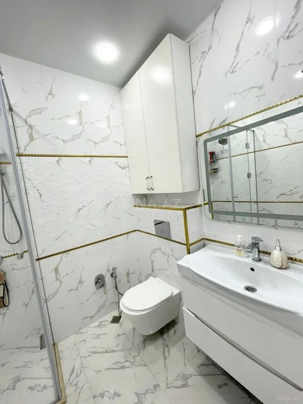 Satılır 2 otaqlı mənzil 110 m²