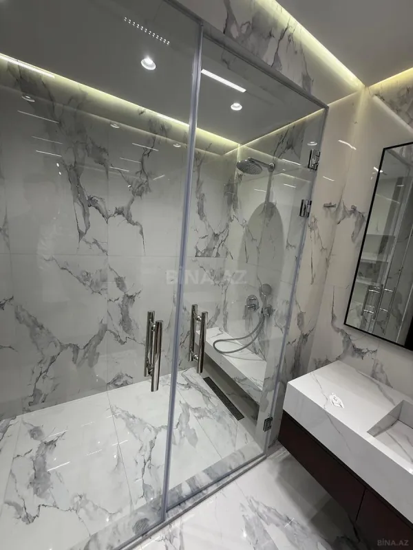 Kirayə verilir 2 otaqlı mənzil 97 m²