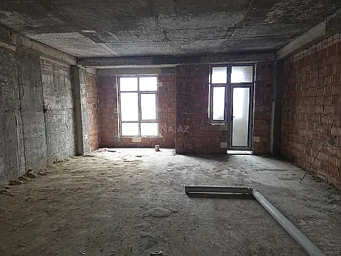 Satılır 3 otaqlı mənzil 127 m²