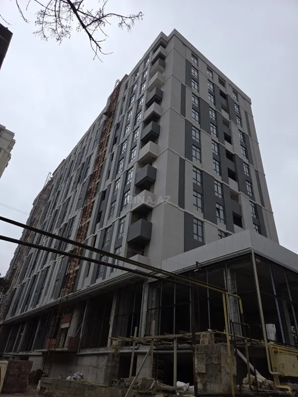 Satılır 3 otaqlı mənzil 127 m²