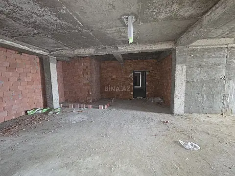 Satılır 3 otaqlı mənzil 127 m² — Bakı, İnşaatçılar 3 otaq 127.00 m²