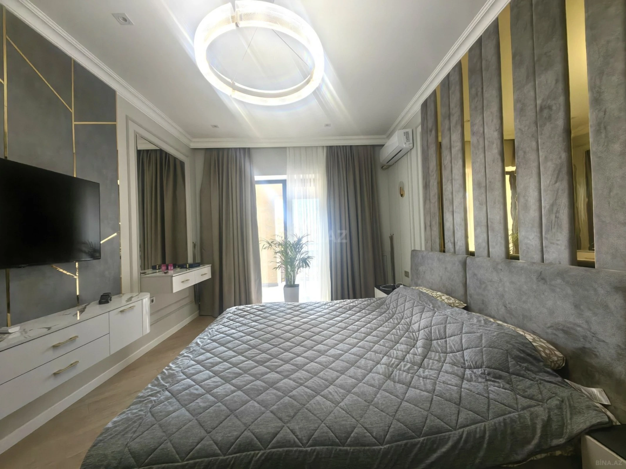 Satılır 3 otaqlı mənzil 117 m²