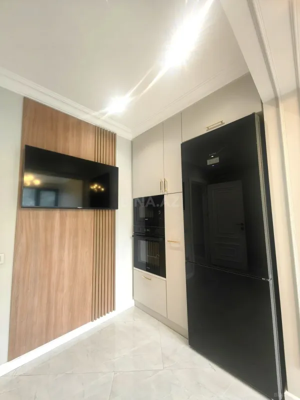 Satılır 3 otaqlı mənzil 117 m²