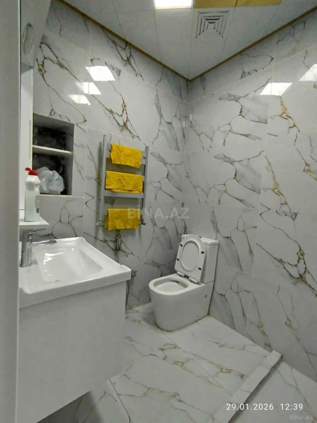 Satılır 2 otaqlı mənzil 62 m²