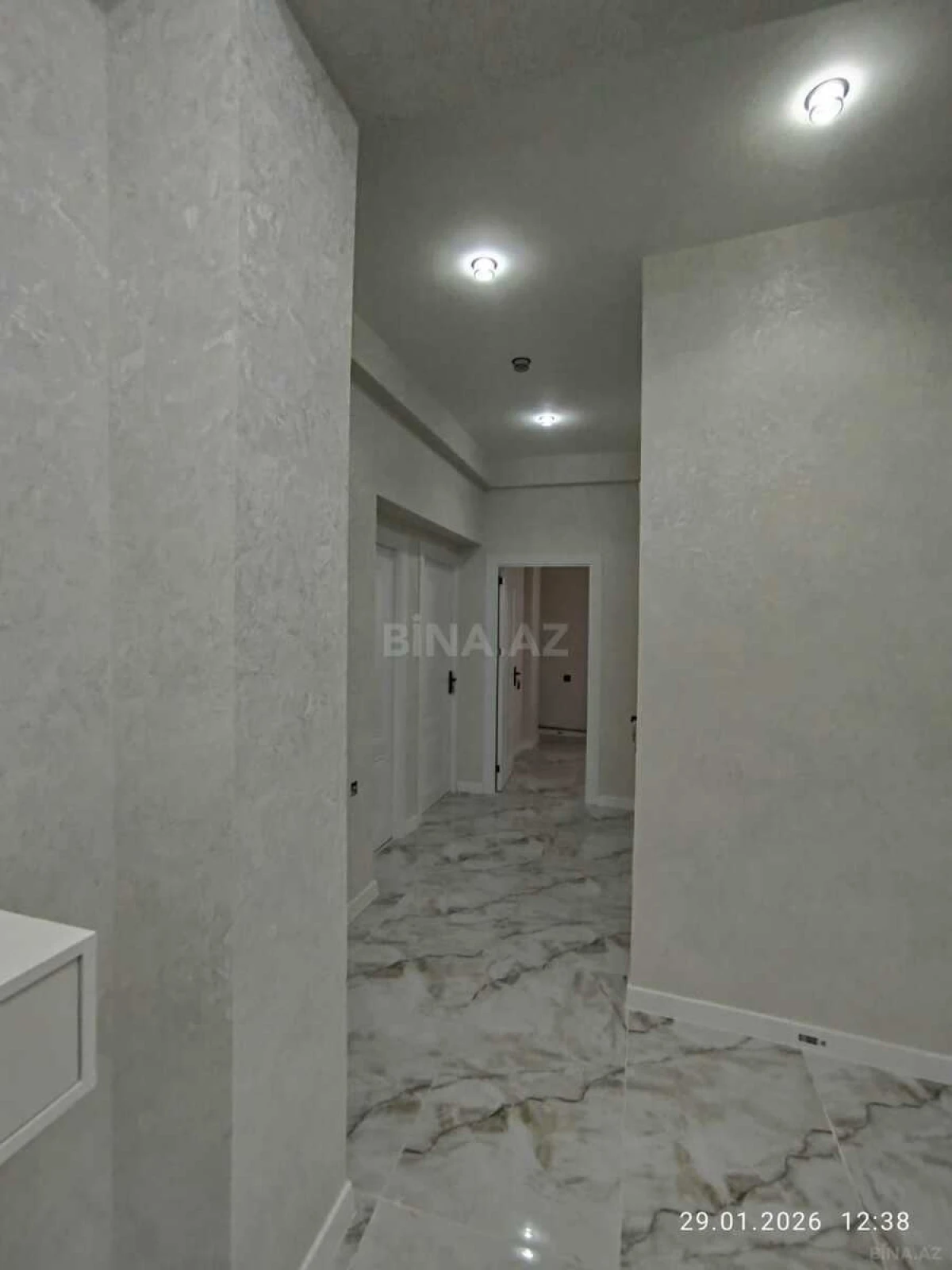 Satılır 2 otaqlı mənzil 62 m²