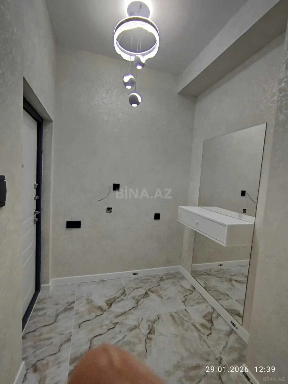 Satılır 2 otaqlı mənzil 62 m²