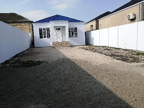 Satılır 4 otaqlı həyət evi 125 m²
