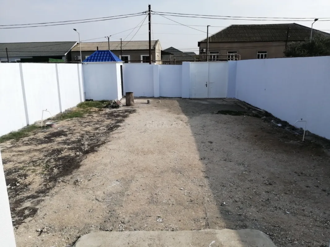 Satılır 4 otaqlı həyət evi 125 m²