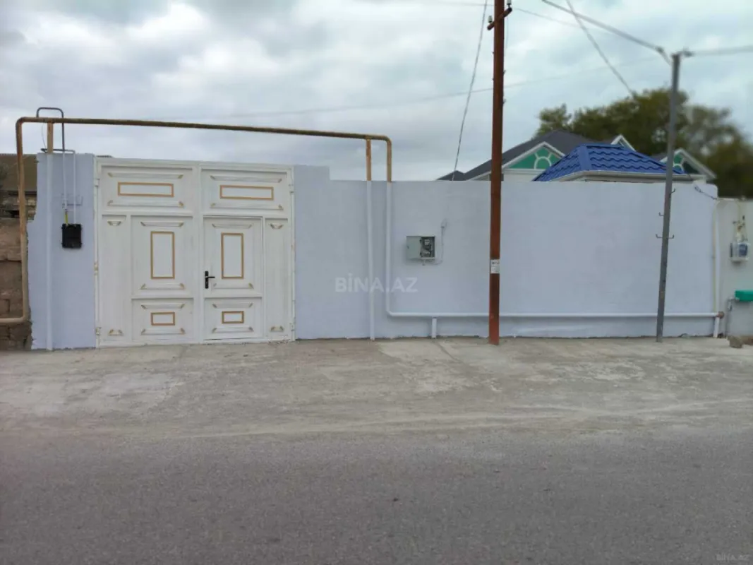 Satılır 4 otaqlı həyət evi 125 m²