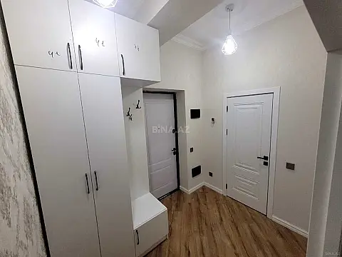 Kirayə verilir 2 otaqlı mənzil 65 m²