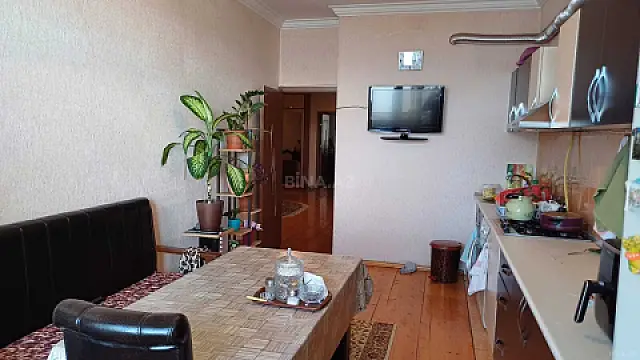 Satılır 3 otaqlı mənzil 148 m²