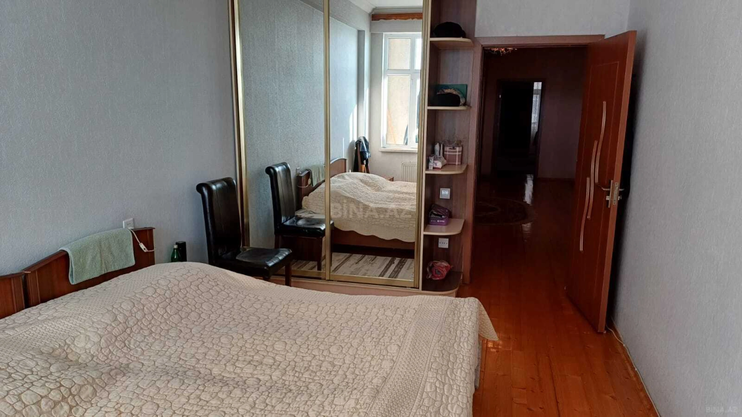 Satılır 3 otaqlı mənzil 148 m²