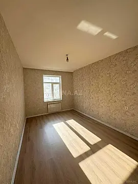 Satılır 3 otaqlı mənzil 76 m²