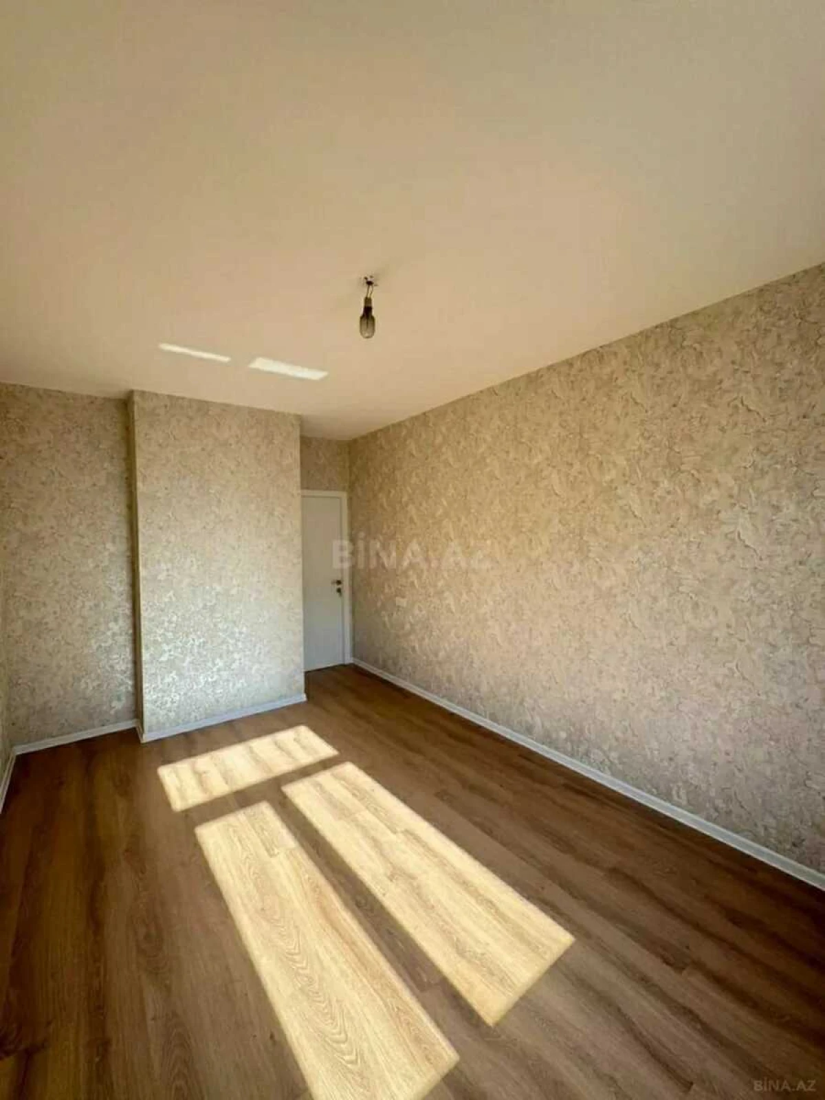 Satılır 3 otaqlı mənzil 75 m²