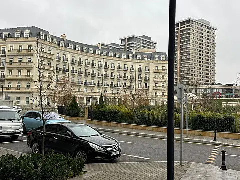 Satılır 3 otaqlı mənzil 120 m² — Bakı, Köhnə Günəşli 3 otaq 120.00 m²