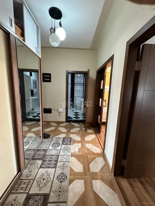 Satılır 3 otaqlı mənzil 98 m²