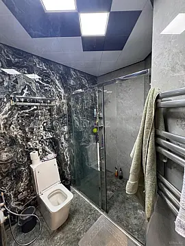 Kirayə verilir 3 otaqlı mənzil 140 m²