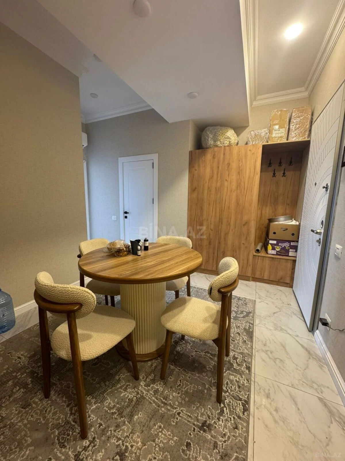Satılır 2 otaqlı mənzil 56 m²