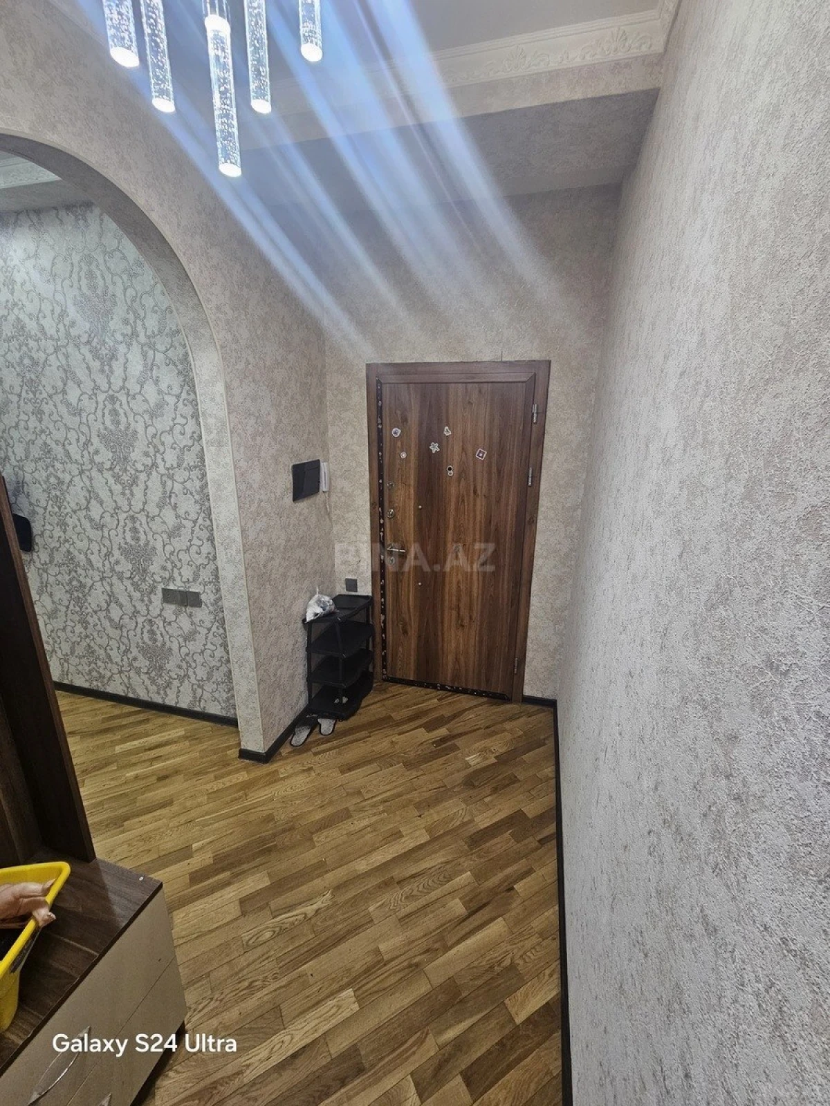 Kirayə verilir 3 otaqlı mənzil 67.5 m²