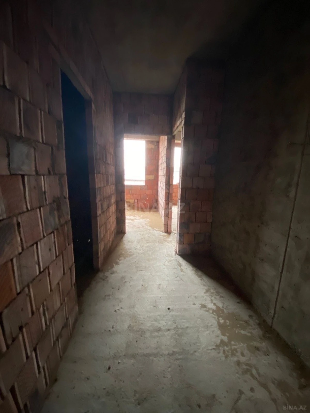 Satılır 1 otaqlı mənzil 45 m²